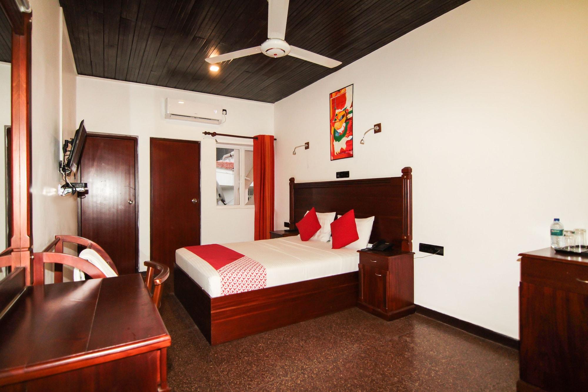 Aca Accommodation Коломбо Екстериор снимка